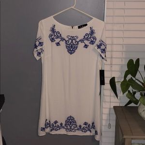 Lulu’s blue and ivory embroidered shift dress